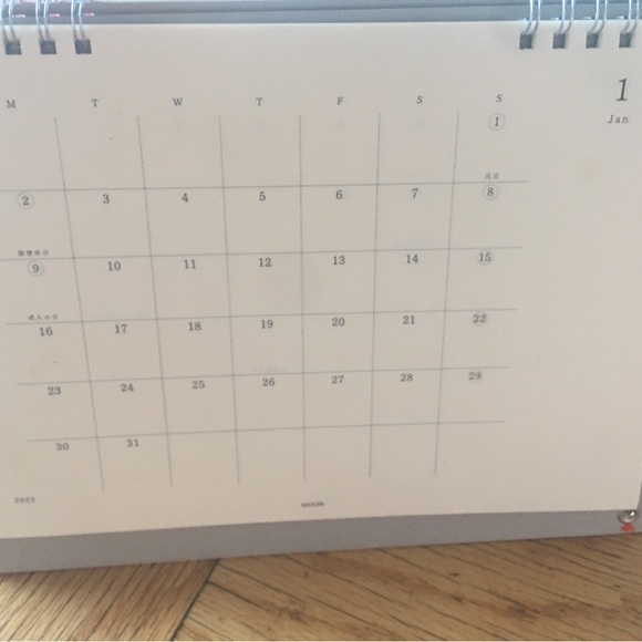 WILL BE THROWN OUT:Midori Standing Desk Calendar 2023 - Picture 3 of 6